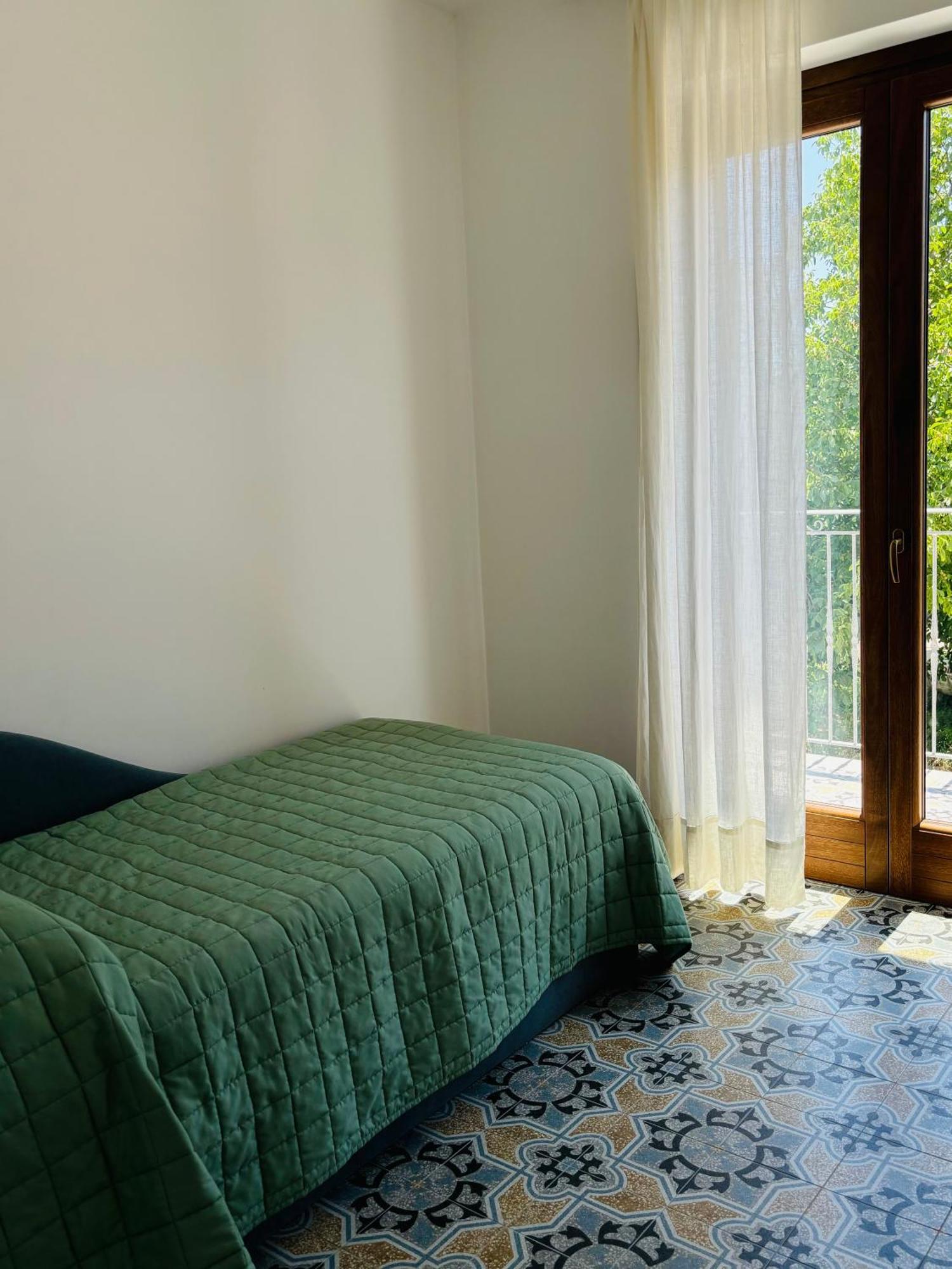 Mira Amalfi Apartment Agerola Luaran gambar